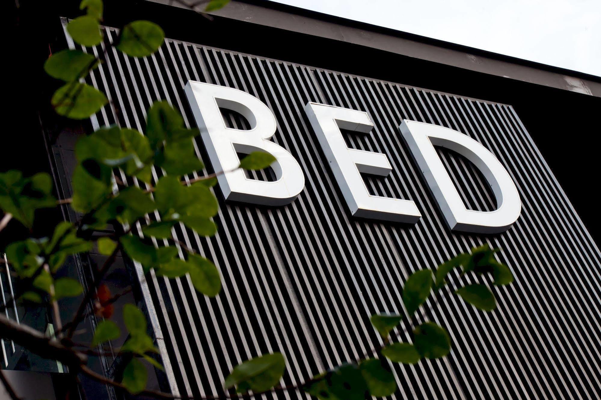 Bed Phrasingh-Adults Only Hotel Chiang Mai Exterior photo