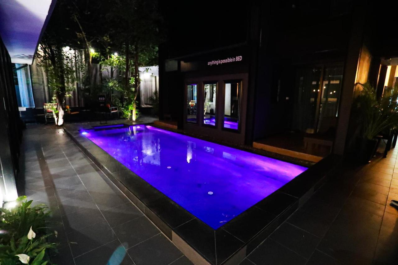 Bed Phrasingh-Adults Only Hotel Chiang Mai Exterior photo